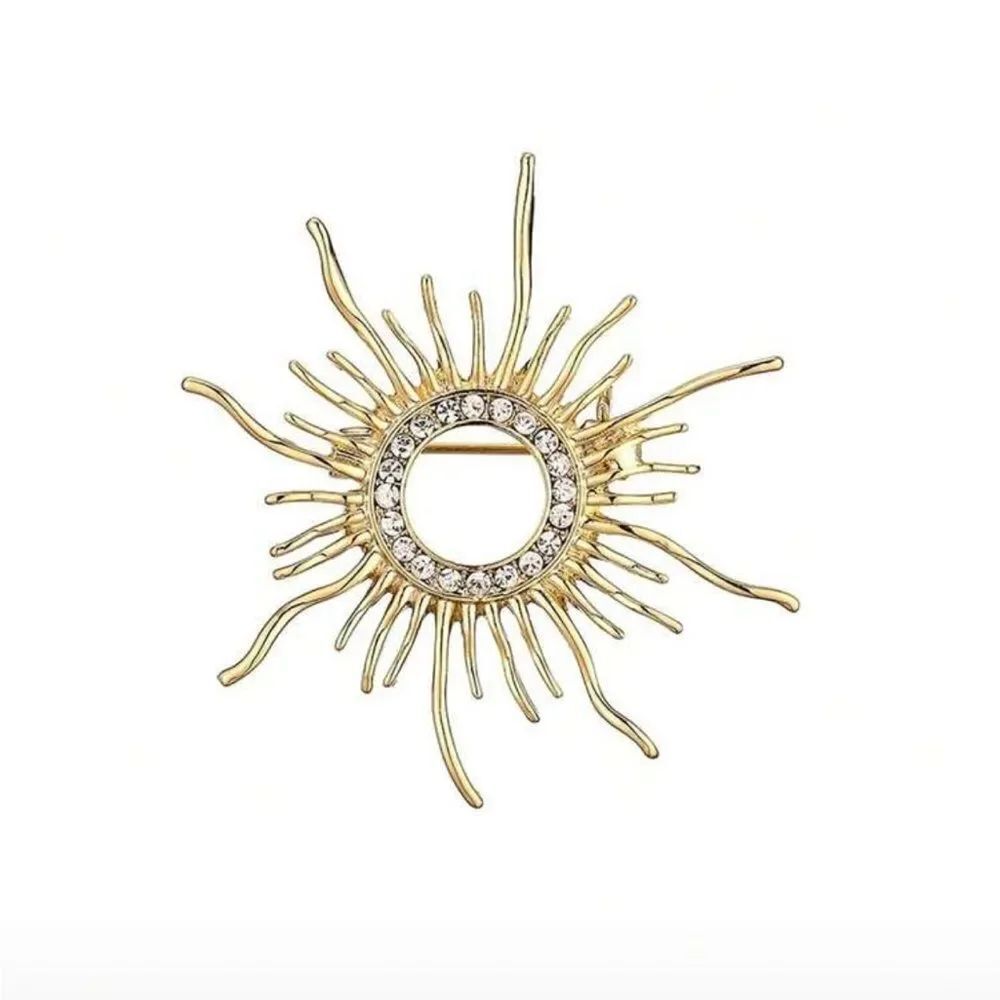 Sunburst Brooch M1413
